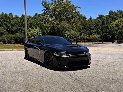 Used 2020 Dodge Charger Scat Pack w/ Carbon/Suede Interior Package RWD image 3