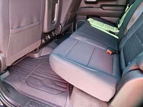 Used 2023 GMC Sierra 1500 Elevation AWD/4WD image 17
