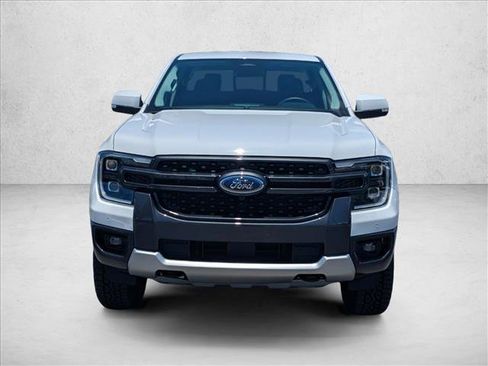 Used 2025 Ford Ranger Lariat w/ FX4 Off-Road Package AWD/4WD image 2
