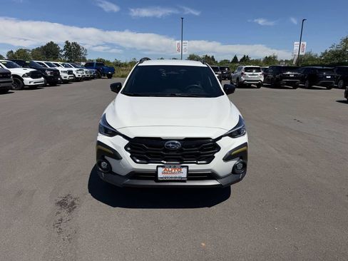 Used 2024 Subaru Crosstrek 2.5i Sport AWD/4WD image 3