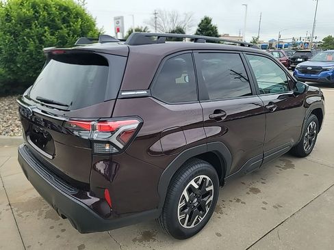Used 2026 Subaru Forester Premium w/ Base/Premium Plus Package AWD/4WD image 5