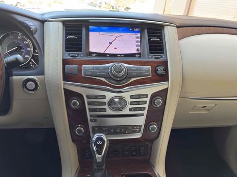 Used 2018 INFINITI QX80 4WD w/ Driver Assistance Package image 24