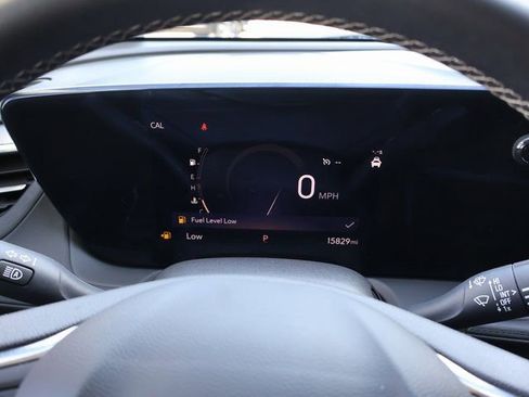 Certified 2024 Buick Encore GX Preferred FWD image 32
