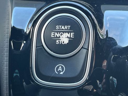 Used 2020 Mercedes-Benz A 220 4MATIC image 9