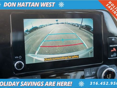 Used 2024 Toyota Highlander XLE image 18