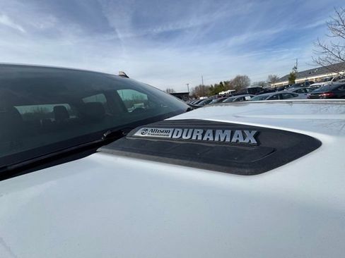 Used 2023 Chevrolet Silverado 2500 LT w/ Convenience Package image 14