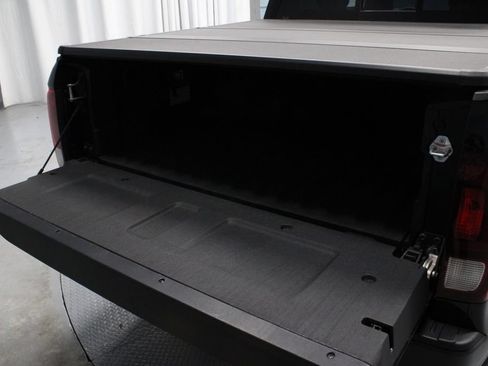 Used 2025 Honda Ridgeline Black Edition image 16