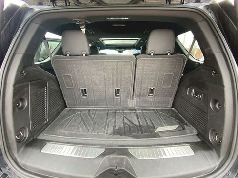 Used 2023 Chevrolet Tahoe Premier w/ Advanced Technology Package image 26