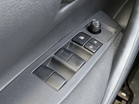 Used 2023 Toyota Corolla LE FWD image 20