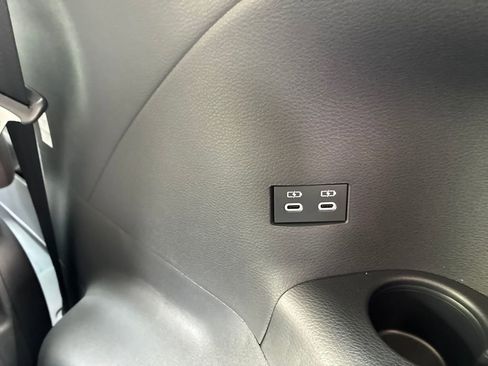 New 2026 Toyota Sienna XLE FWD image 42