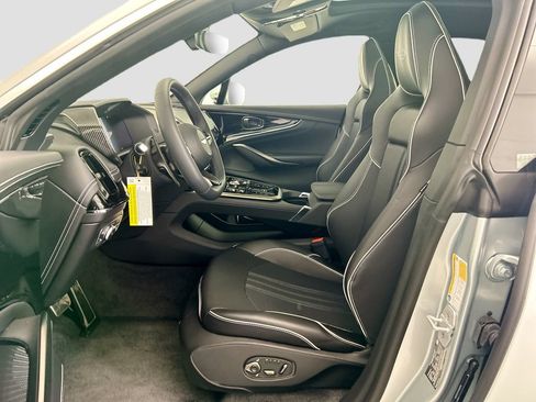 New 2026 Aston Martin DBX 707 AWD/4WD image 18
