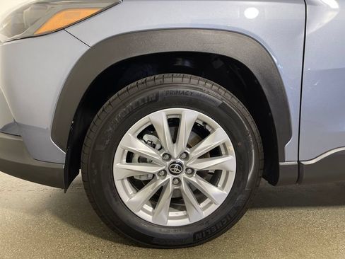 Certified 2026 Toyota Corolla Cross LE FWD image 11