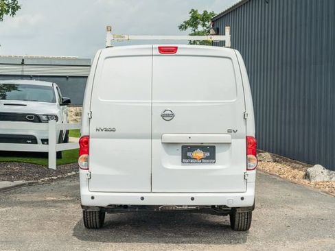 Used 2021 Nissan NV200 SV image 5