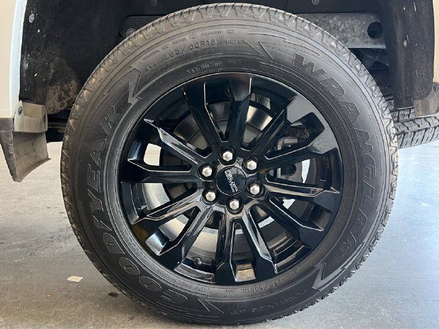 Used 2022 GMC Canyon Elevation Standard w/ Convenience Package RWD image 10