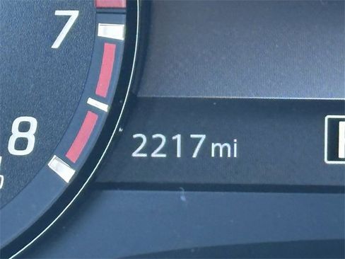 Certified 2025 Nissan Frontier PRO-4X w/ Pro Convenience Package image 28