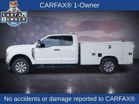 Used 2023 Ford F250 XLT AWD/4WD image 2