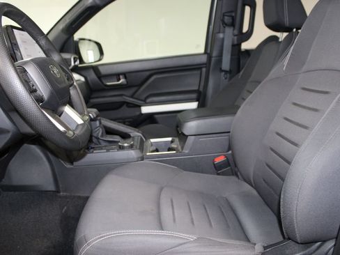 Used 2024 Toyota Tacoma TRD Sport RWD image 16