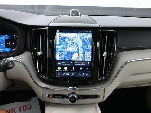 Used 2023 Volvo XC60 B5 Ultimate AWD/4WD image 14