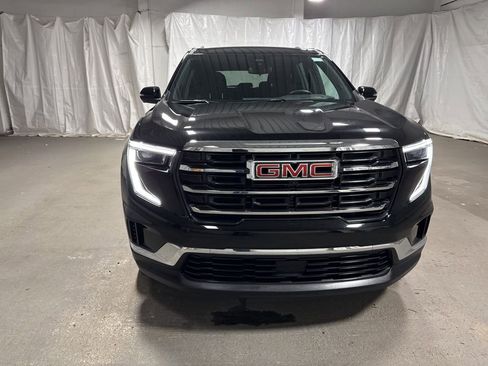 Used 2025 GMC Acadia Elevation image 2