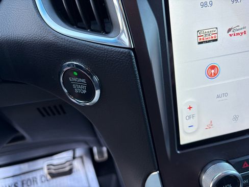 Certified 2021 Ford Edge ST image 35