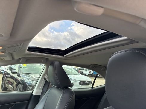 Used 2015 Lexus IS 250 image 28