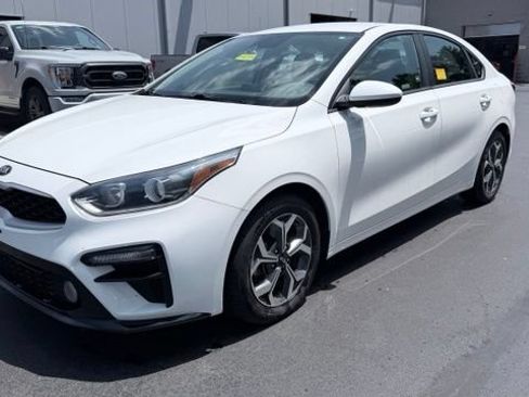 Used 2019 Kia Forte LXS FWD image 1