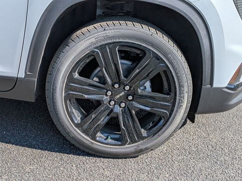 New 2026 GMC Acadia Elevation w/ Black Edition FWD image 11
