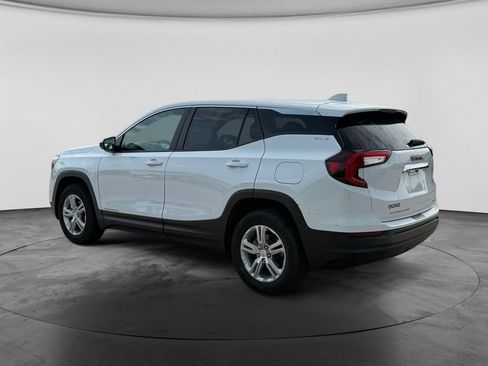 Used 2024 GMC Terrain SLE AWD/4WD image 7