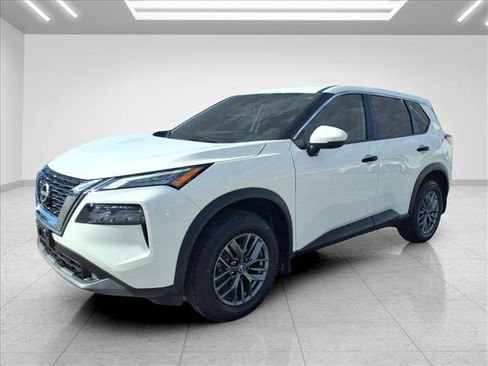 Used 2021 Nissan Rogue S AWD/4WD image 5