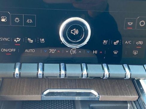 New 2026 GMC Acadia Denali w/ Super Cruise Package AWD/4WD image 12