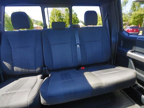 Used 2019 Ford F150 XLT w/ Equipment Group 302A Luxury AWD/4WD image 15