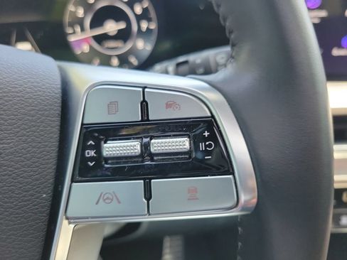 Certified 2024 Kia Telluride SX w/ Towing Package FWD image 21