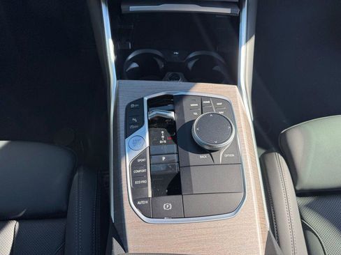 Used 2025 BMW 430i Coupe w/ Convenience Package RWD image 19