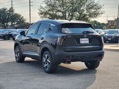 New 2026 Nissan Kicks SV image 3