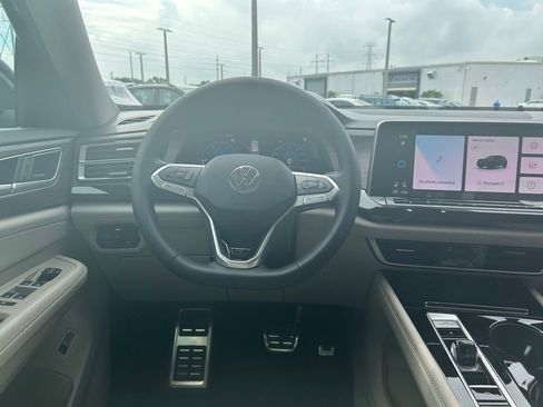 New 2026 Volkswagen Atlas SEL Premium R-Line image 51