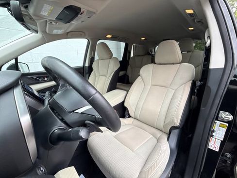 Used 2019 Subaru Ascent Premium w/ Popular Package #3 AWD/4WD image 23