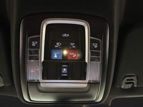 Used 2025 RAM 1500 Rebel w/ Rebel Level 2 Equipment Group AWD/4WD image 35