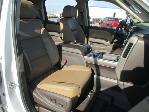 Used 2019 GMC Sierra 2500 Denali w/ Duramax Plus Package image 23