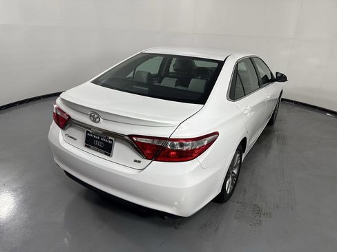 Used 2017 Toyota Camry SE FWD image 35