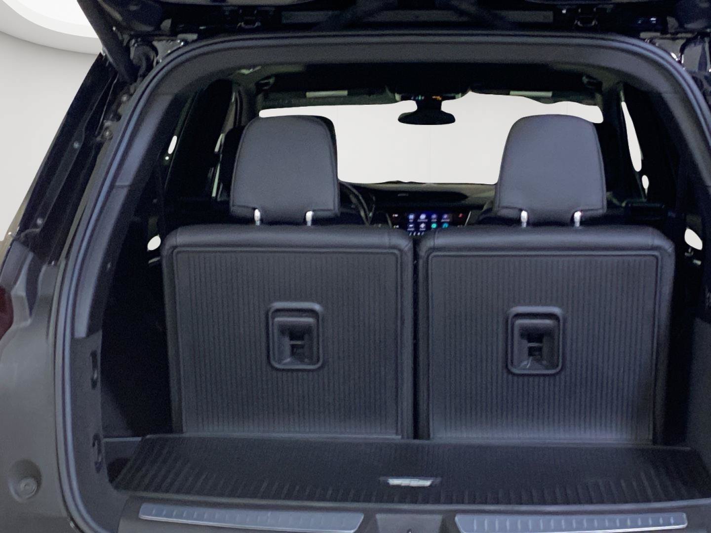 Certified 2024 Cadillac XT6 Premium Luxury w/ LPO, Floor Liner Package AWD/4WD image 11