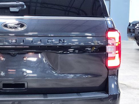 Used 2024 Ford Expedition Limited RWD image 22