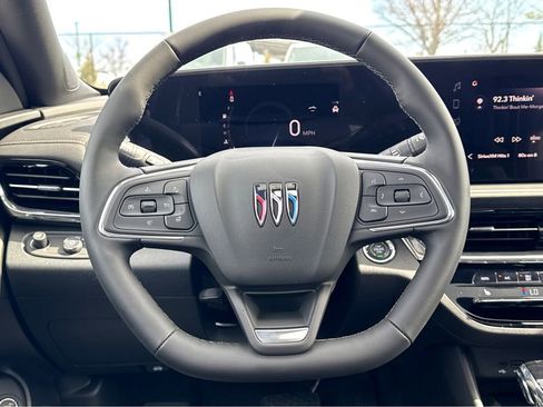 New 2026 Buick Envista Avenir FWD image 15
