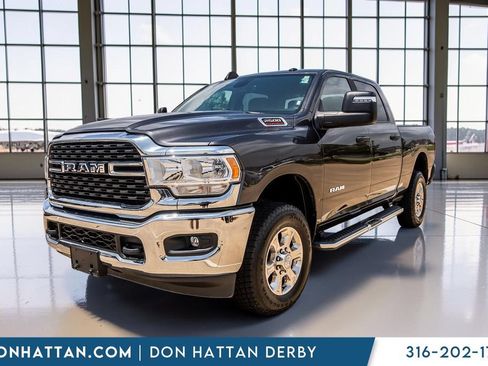 Used 2024 RAM 2500 Big Horn AWD/4WD image 31