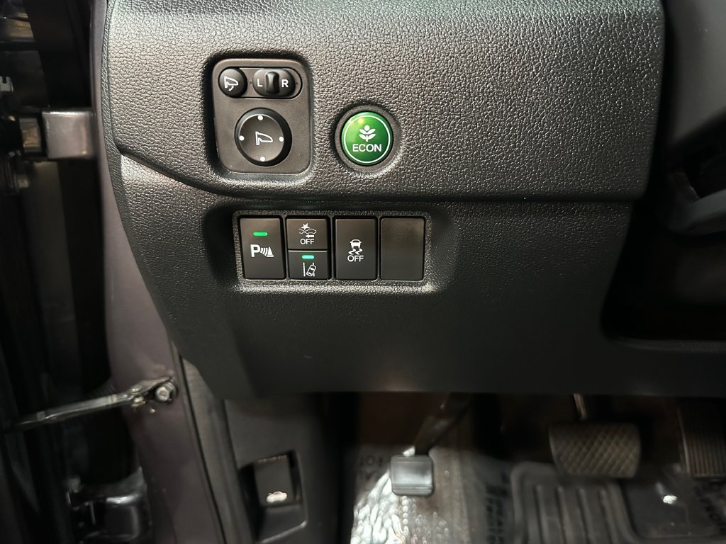 Used 2022 Honda Pilot Elite image 37