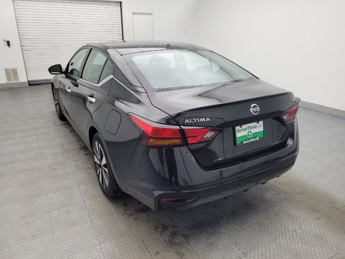 Used 2022 Nissan Altima 2.5 SV image 5