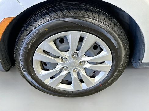 Certified 2021 Kia Soul LX FWD image 12