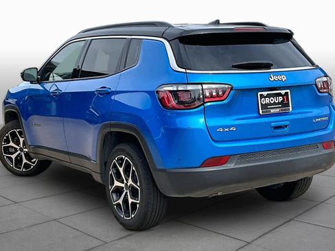 Used 2025 Jeep Compass Limited AWD/4WD image 12