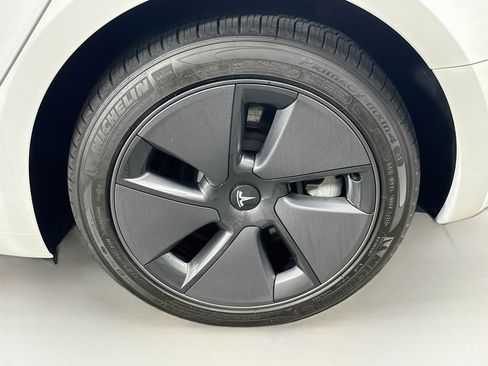 Used 2023 Tesla Model 3 Standard Range RWD image 11