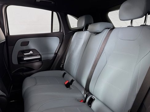 New 2026 Mercedes-Benz GLA 250 image 7