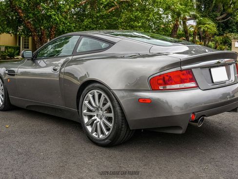 Used 2002 Aston Martin Vanquish RWD image 6